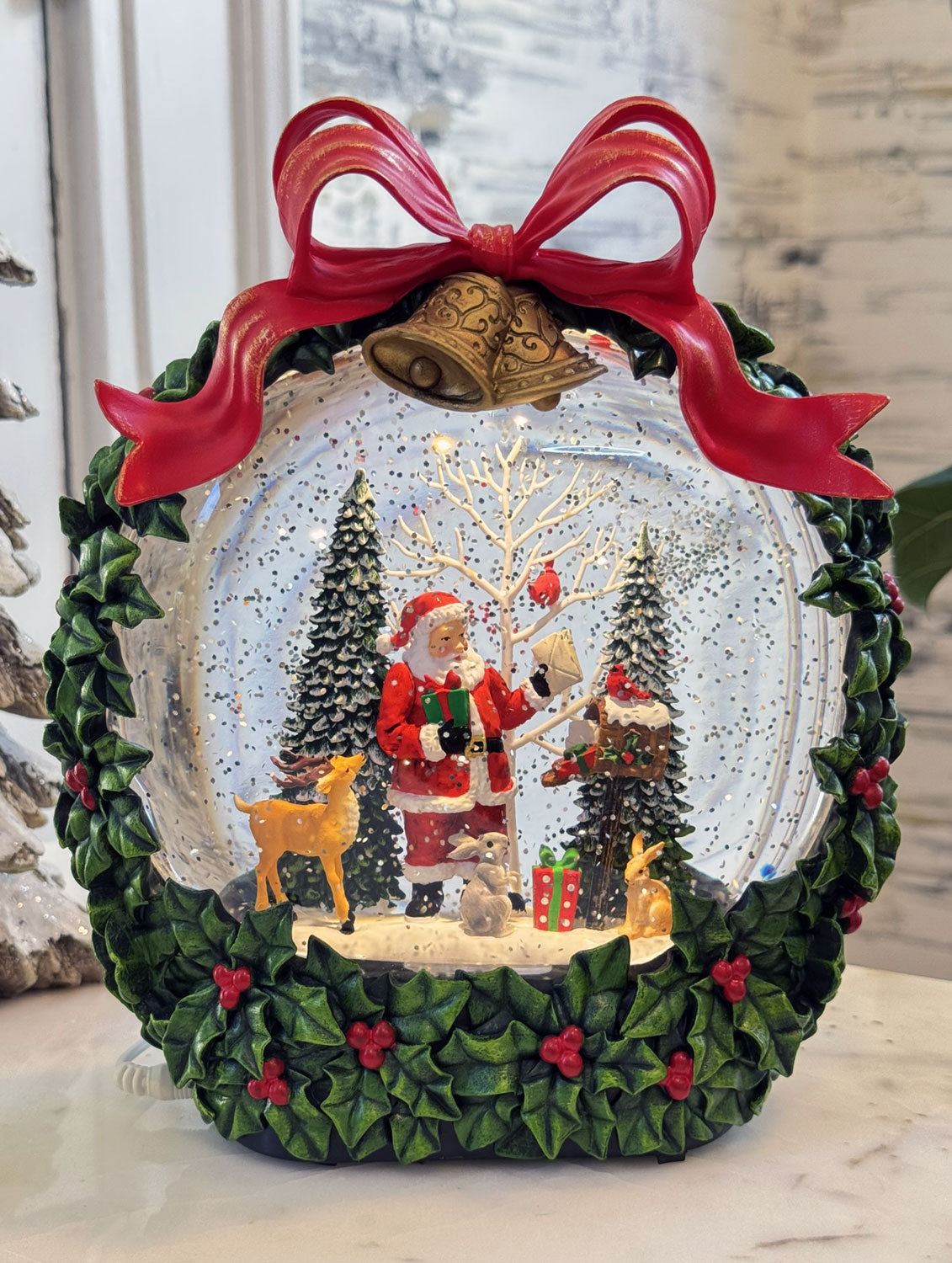 New & Old World Santas – Lighted Water Lanterns